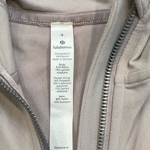 Lululemon Pale Pink Hooded Jacket - Size 4 - Picture 3 of 4
